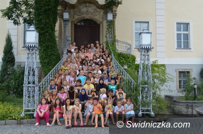 Krzyżowa: "Kuźnia Młodych Artystów"