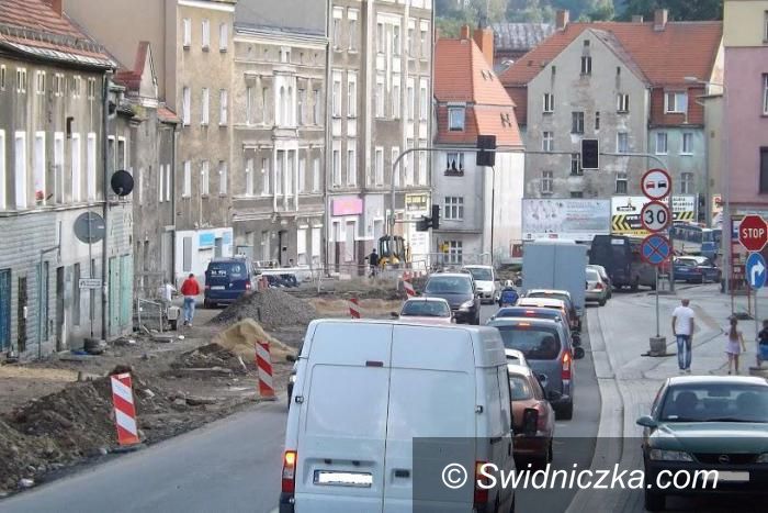 Wałbrzych: Remont na Starym Zdroju w pełni
