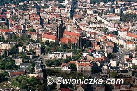 Świdnica/Ukraina: Świdnica wysyła tira z pomocą na złość Putinowi