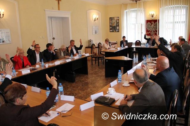 Świebodzice: Więcej środków na oświatę