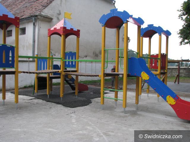 Gmina Marcinowice: Nowy rok szkolny 2014/2015 z nowymi zabawkami i pomocami dydaktycznymi dla przedszkolaków