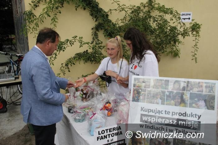 Świebodzice: Świebodzice: Generacja t. – młodzież z misją