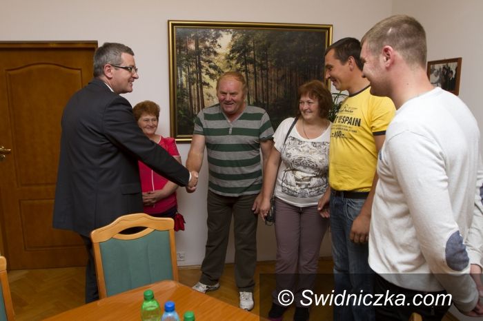 Świdnica: Nowi świdniczanie z... Kazachstanu