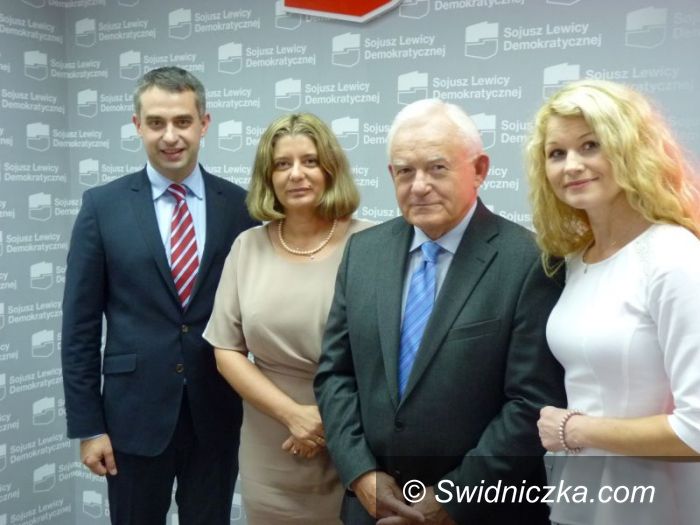 Warszawa: Cztery filary samorządu