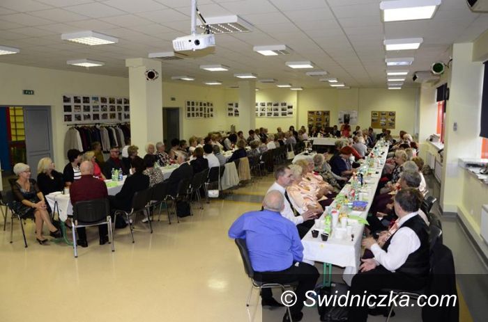 Żarów: Studenci seniorzy rozpoczynają studia