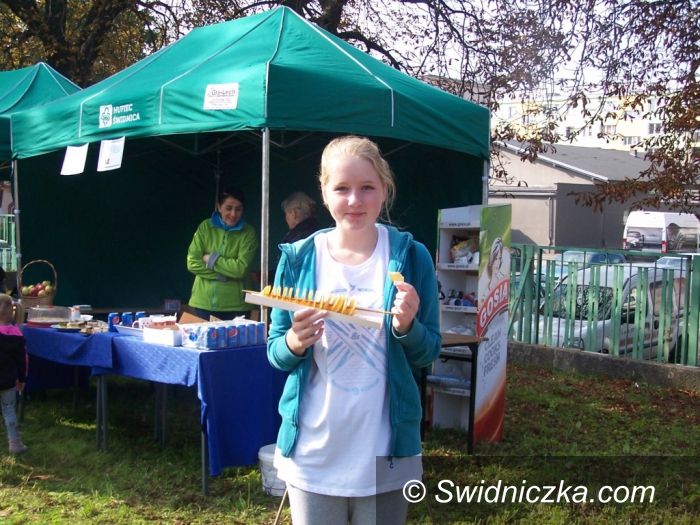 Świdnica: Święto Pieczonego Ziemniaka w Gimnazjum nr 3