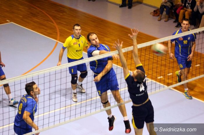III-liga siatkarzy: Kolejne zwyciestwo Dekorii we własnej hali