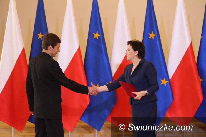 Świdnica/Kraj: Stypendysta z ZSM u premier Ewy Kopacz