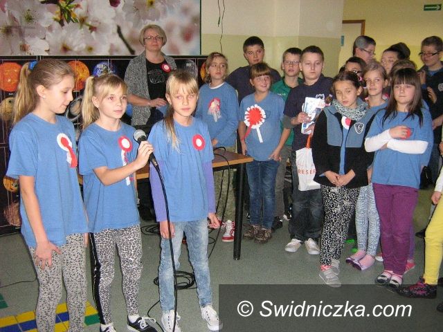 Świdnica: Projekt „Barwy niepodległości” realizowany w SP 6
