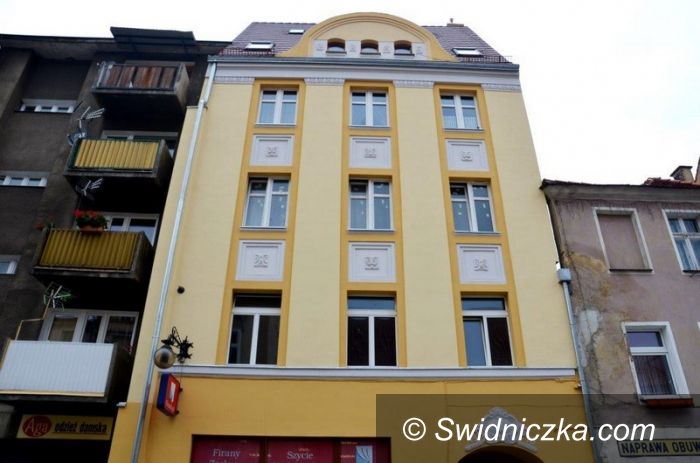 Strze: Fasady kamienic pięknieją