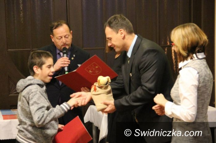 Świebodzice: Autorzy najpiękniejszych kartek nagrodzeni