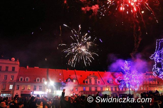 Świebodzice: Sylwester 2014 – muzyka i bezpieczeństwo