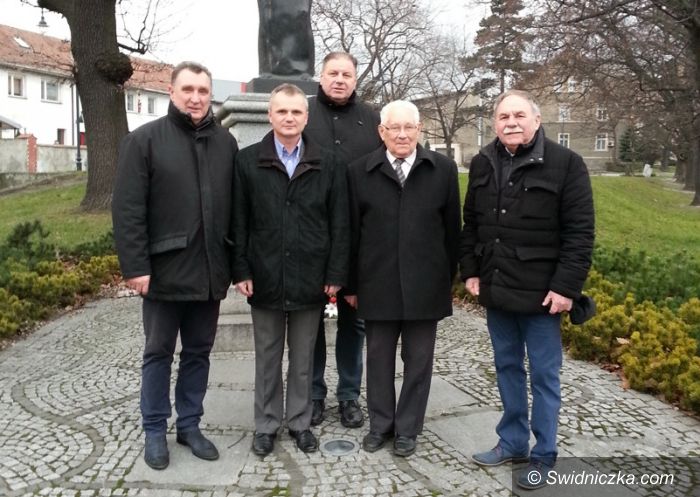 Strzegom: Pamiętają o Sybirakach