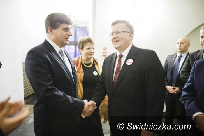 Kraj: "25 lat Wolności – dziękujemy"