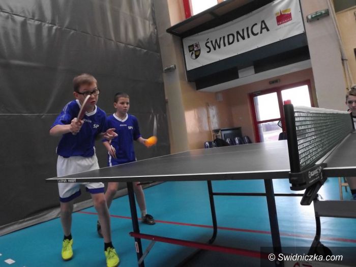 Świdnica: Turnieje tenisa stołowego w SP 1