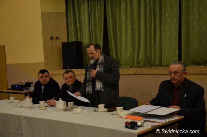 Rogoźnica: Mieszkańcy stoją murem za sołtysem