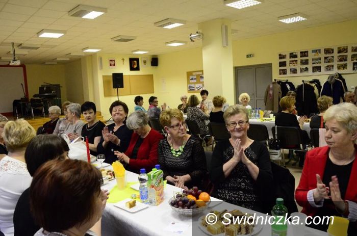 Żarów: Za zdrowie pań