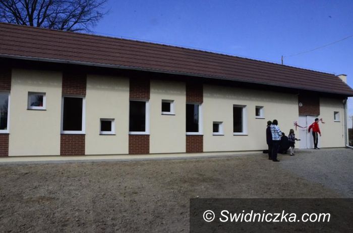 Mrowiny/Zastruże: Świetlice oddane do użytku