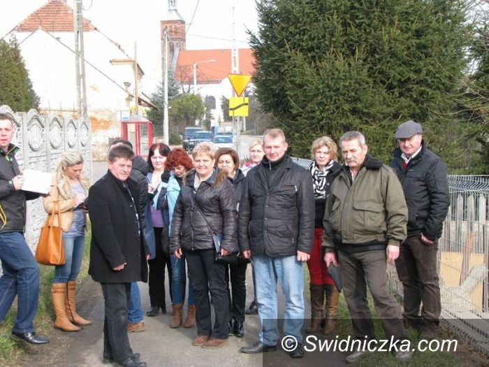 Gmina Marcinowice: Wizyta Komisji Rolnictwa w gminnych sołectwach