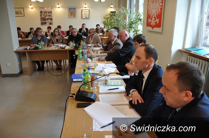 Gmina Świdnica: Nowe stawki za gospodarowanie odpadami