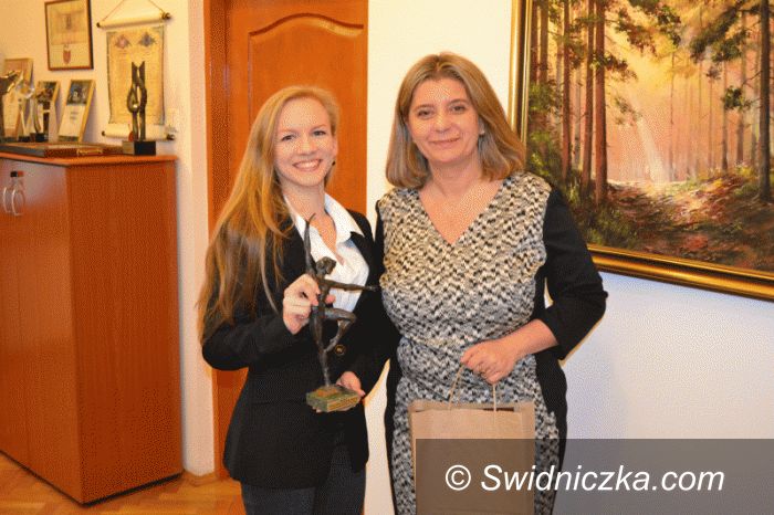 Świdnica: Zdolna świdnicka tancerka z wizytą u prezydent Moskal–Słaniewskiej