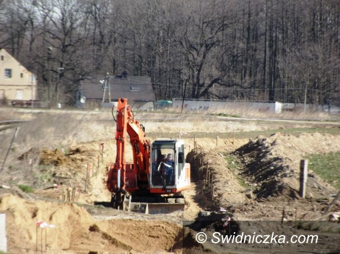 Rogoźnica: Modernizują drogę
