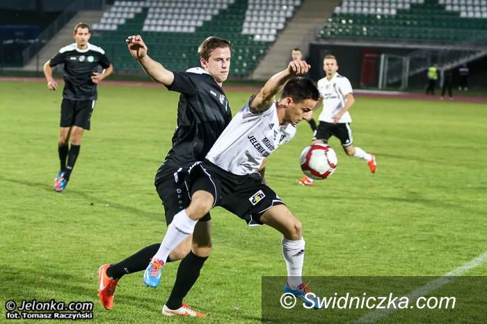 III-liga: Spojrzenia kibiców zwrócone na stadion przy ulicy Śląskiej!