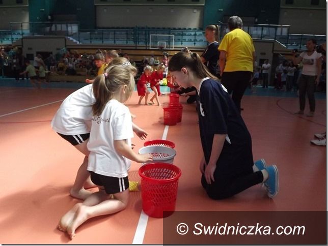 Świdnica: Świetna zabawa podczas Turnieju Gier i Zabaw
