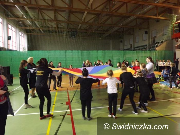 Żarów: Bądź z nami! Dzień Godności Osób Niepełnosprawnych
