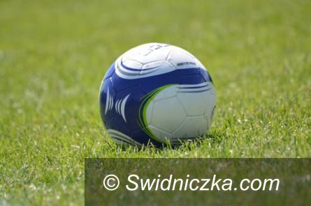 REGION: Piłkarska klasa A (grupa II): Tuszyn znów zwycięski