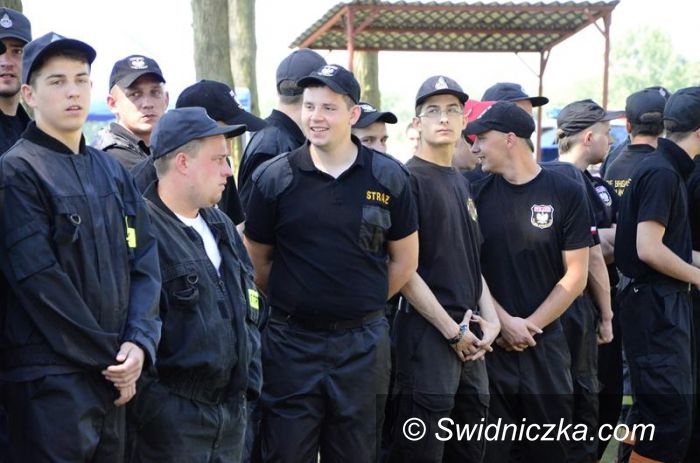 Żarów: Partnerskie zawody strażackie