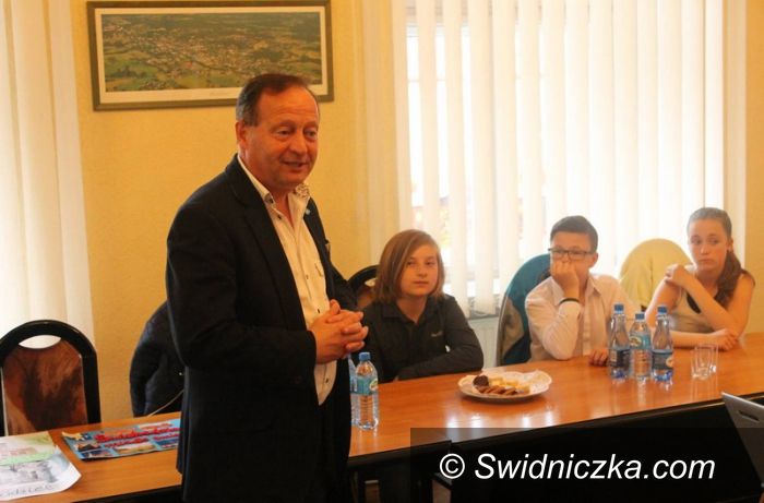Świebodzice: Laureaci miejskich konkursów nagrodzeni