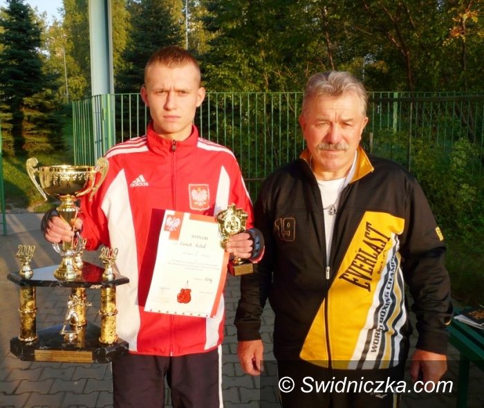 Świebodzice: Szczupak płynie po mistrzowski pas