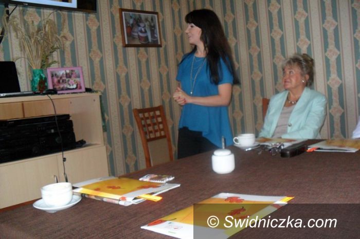Świebodzice: Świebodzice: Z wizytą u wrocławskich seniorów