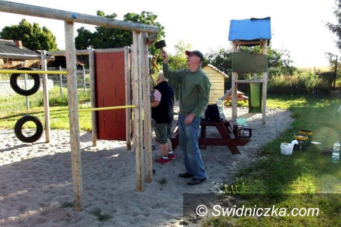 Strzegom: Place zabaw jak nowe