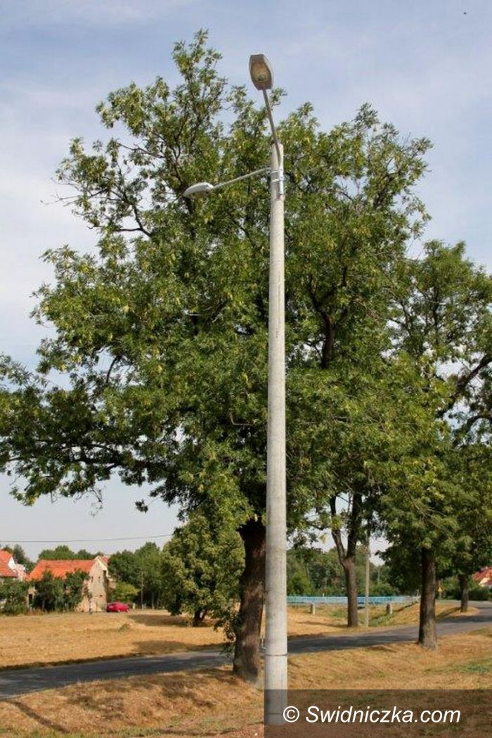 Dobromierz: Przybywa punktów oświetleniowych