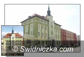 Strzegom: Strzegom: Zmiana godzin pracy Urzędu Miejskiego