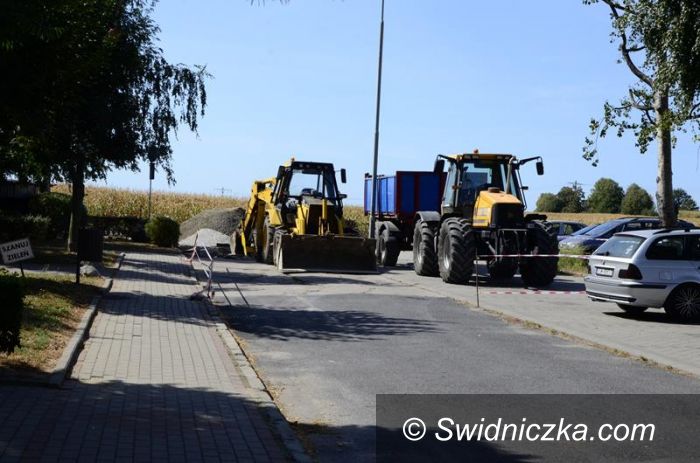 Żarów: Droga do remontu