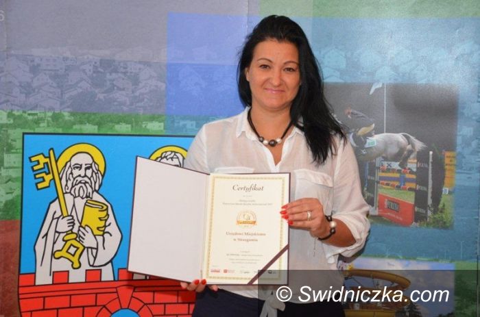 Strzegom: Perła i szósty medal QI w kolekcji Urzędu Miejskiego w Strzegomiu