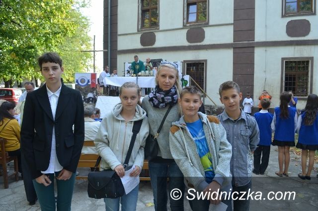Świdnica: Certyfikat Szkoły Przyjaznej Zwierzętom dla SP6