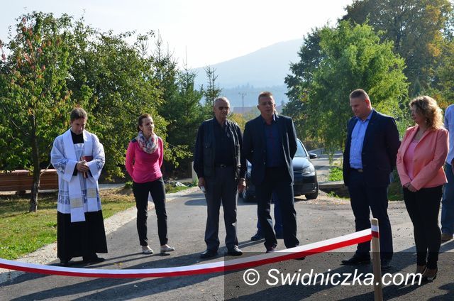 Marcinowice: Kolejna droga uroczyście odebrana