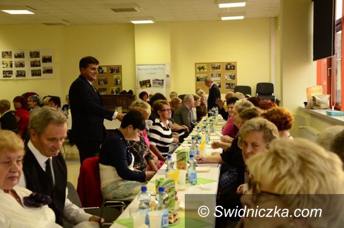Żarów: Żarów: Studenci seniorzy rozpoczęli studia