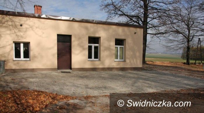 Dobromierz/Region: W Bronowie coraz ładniej