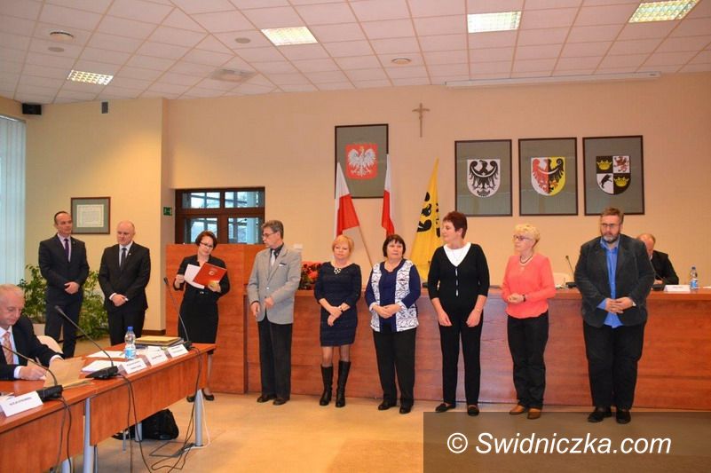 Świdnica: Podziękowania dla pracowników służb społecznych