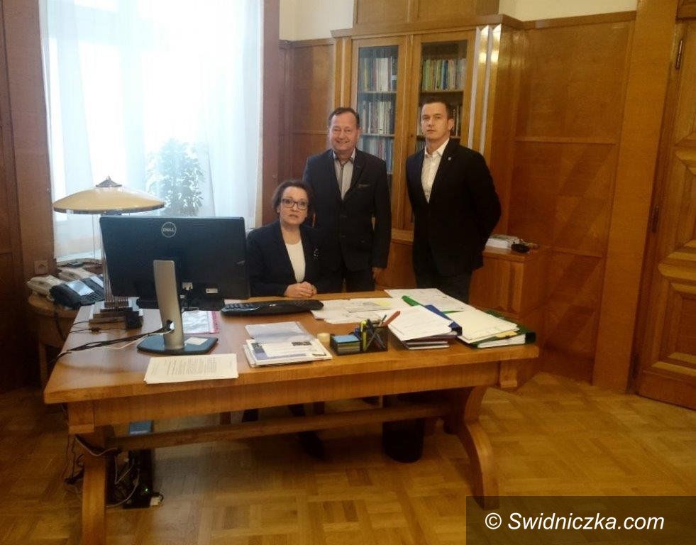 Świebodzice: Z wizytą u pani minister