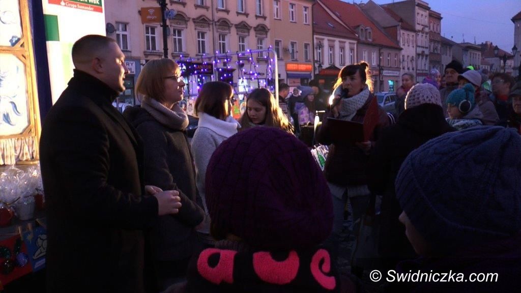 Świebodzice: Kartki już poszły w świat