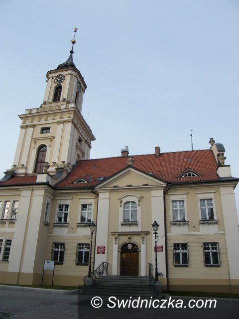 Świebodzice: XVI Sesja Rady Miejskiej w Świebodzicach