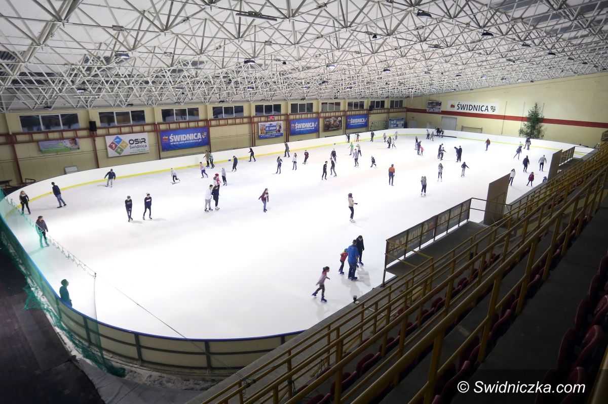 Świdnica: Wyróżnienie dla świdnickiego lodowiska