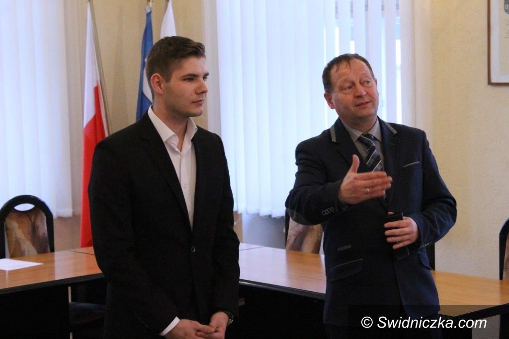 Świebodzice: Świebodzice: Młodzieżowa Rada Miejska wybrana