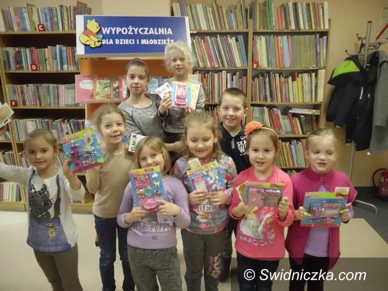Żarów: Żarów: Ferie w bibliotece